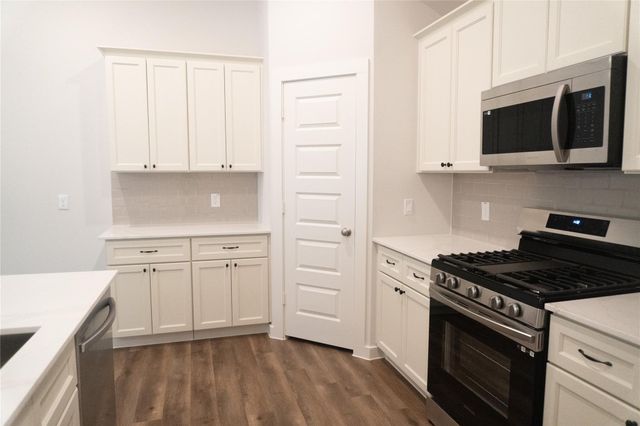 85 Road 51030, Cleveland, TX 77327
