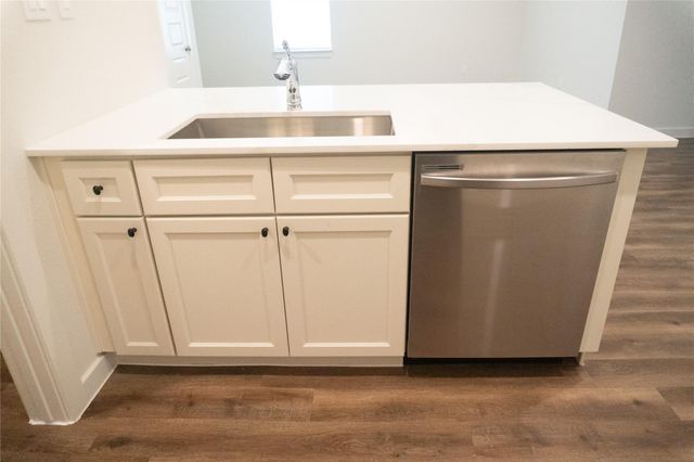 85 Road 51030, Cleveland, TX 77327