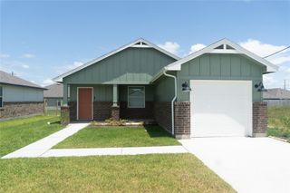 85 Road 51030, Cleveland, TX 77327