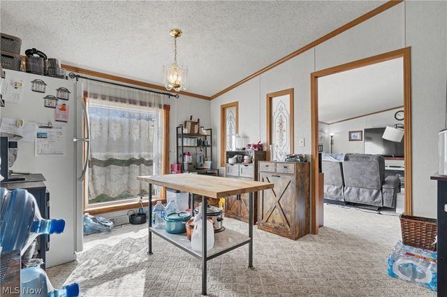 2122 S Pricetown Road, Diamond, OH 44412