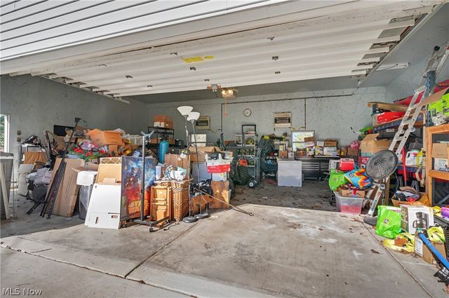 2122 S Pricetown Road, Diamond, OH 44412