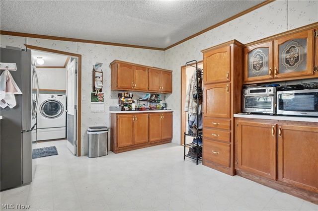 2122 S Pricetown Road, Diamond, OH 44412