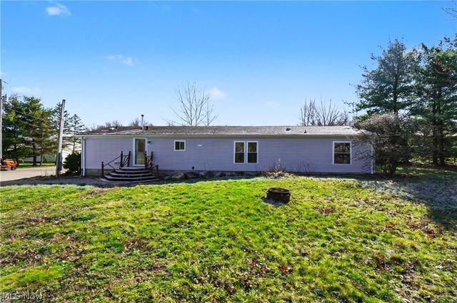 2122 S Pricetown Road, Diamond, OH 44412