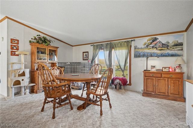 2122 S Pricetown Road, Diamond, OH 44412