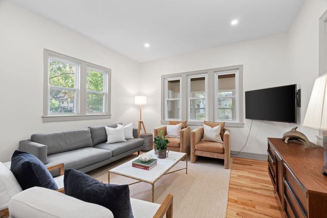 641 5th Street NE, Minneapolis, MN 55413