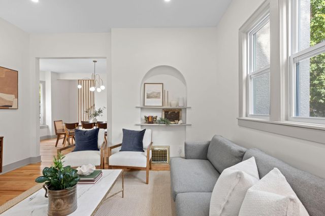 641 5th Street NE, Minneapolis, MN 55413