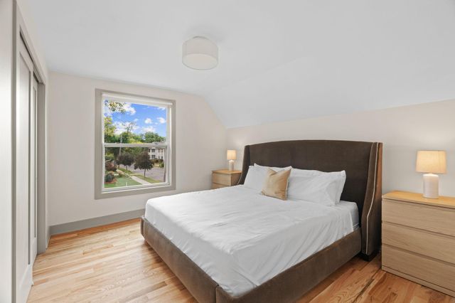 641 5th Street NE, Minneapolis, MN 55413