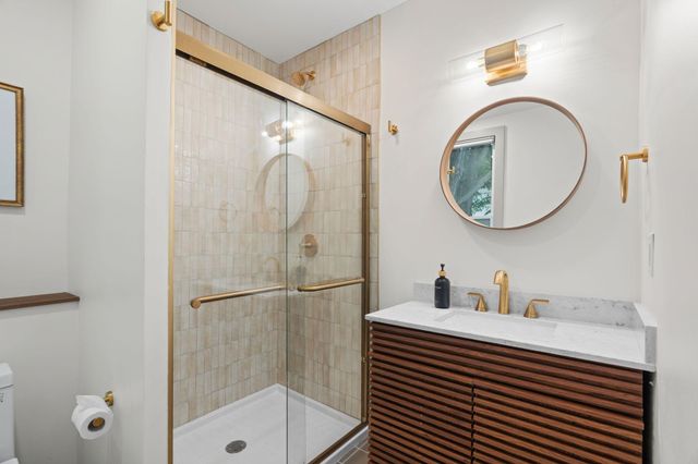 641 5th Street NE, Minneapolis, MN 55413