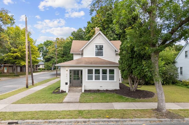 641 5th Street NE, Minneapolis, MN 55413