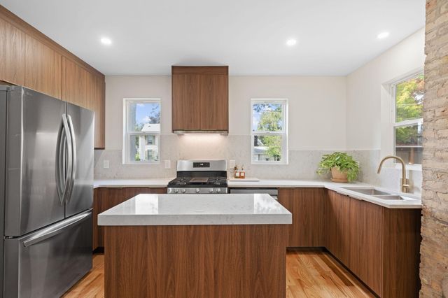 641 5th Street NE, Minneapolis, MN 55413