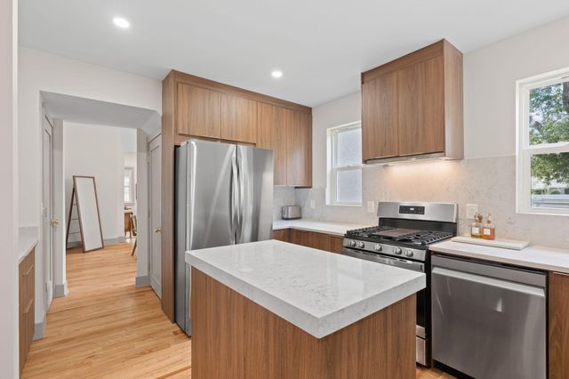 641 5th Street NE, Minneapolis, MN 55413