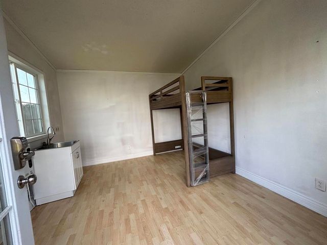 210 210 Chanslor Ave, Richmond, CA 94801