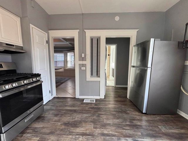 210 210 Chanslor Ave, Richmond, CA 94801