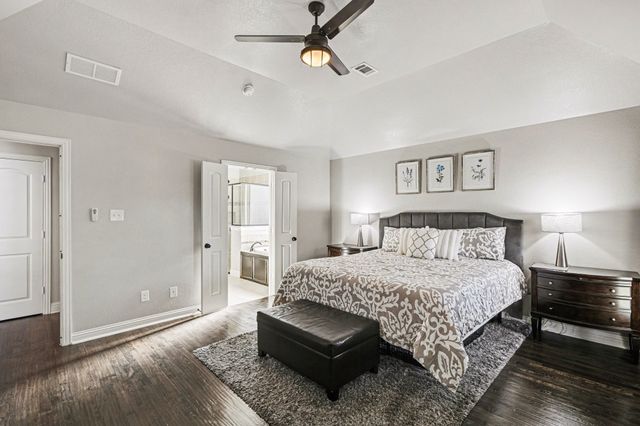 225 Hawks Ridge Trail, Burleson, TX 76028