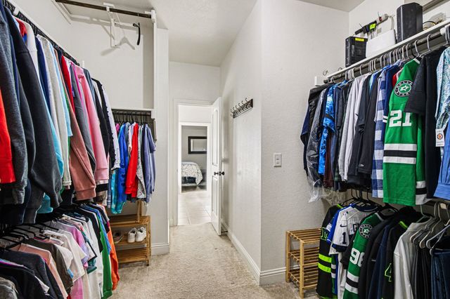 225 Hawks Ridge Trail, Burleson, TX 76028