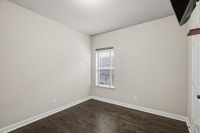 225 Hawks Ridge Trail, Burleson, TX 76028