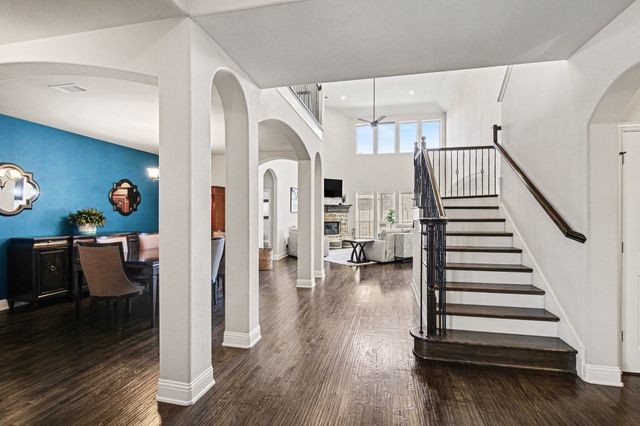 225 Hawks Ridge Trail, Burleson, TX 76028