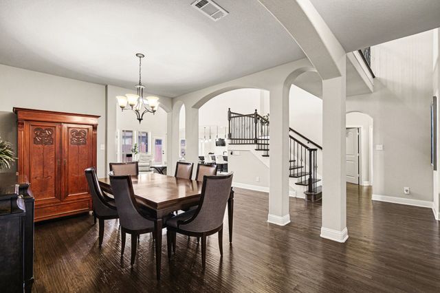 225 Hawks Ridge Trail, Burleson, TX 76028