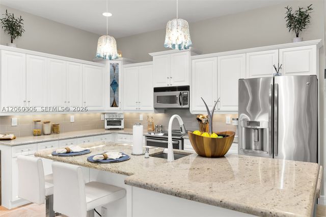 14610 Laguna Dr., Fort Myers, FL 33908