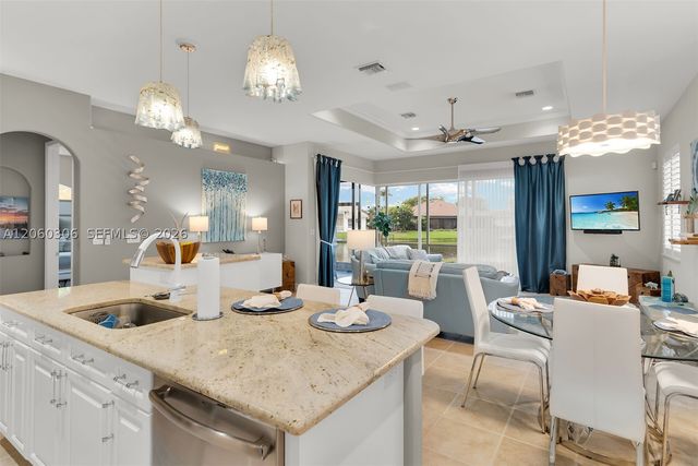 14610 Laguna Dr., Fort Myers, FL 33908