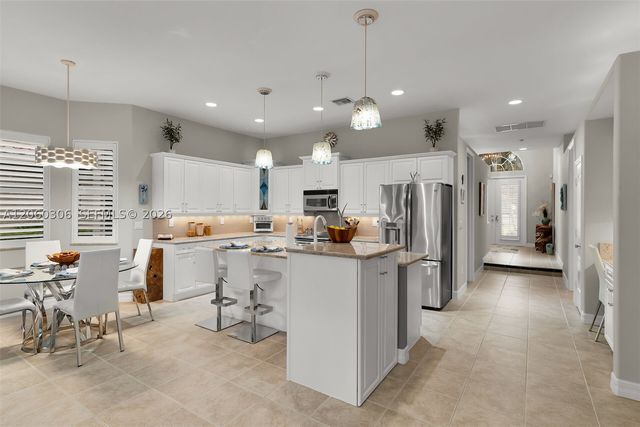 14610 Laguna Dr., Fort Myers, FL 33908