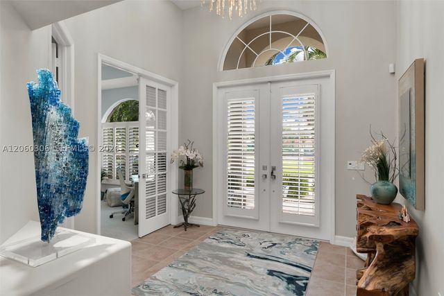 14610 Laguna Dr., Fort Myers, FL 33908