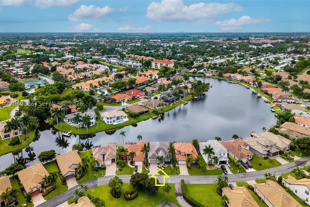 14610 Laguna Dr., Fort Myers, FL 33908