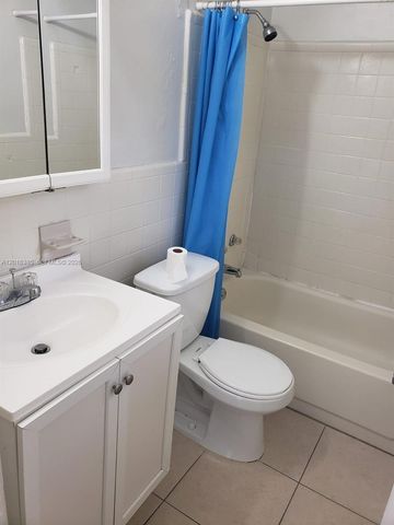554 NE 68th St 4, Miami, FL 33138