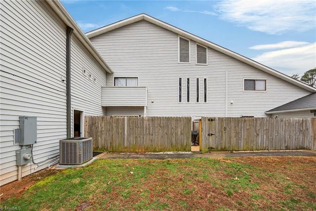 416 Century Court, Kernersville, NC 27284