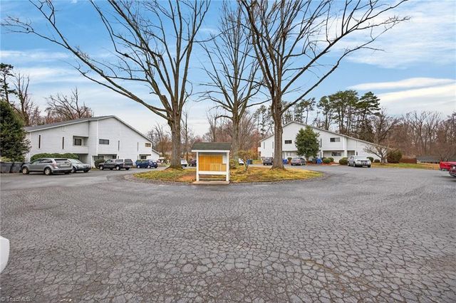 416 Century Court, Kernersville, NC 27284