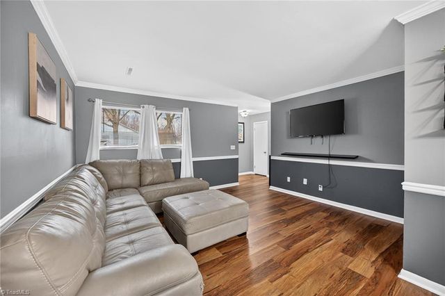 416 Century Court, Kernersville, NC 27284