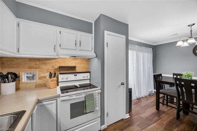 416 Century Court, Kernersville, NC 27284