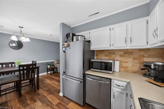 416 Century Court, Kernersville, NC 27284