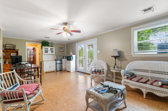 618 Hall Drive, Little Rock, AR 72205