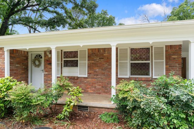 618 Hall Drive, Little Rock, AR 72205