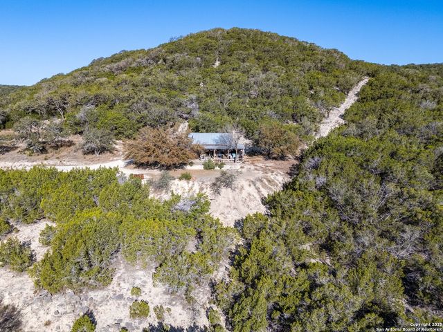 443 Moseley, Medina, TX 78055