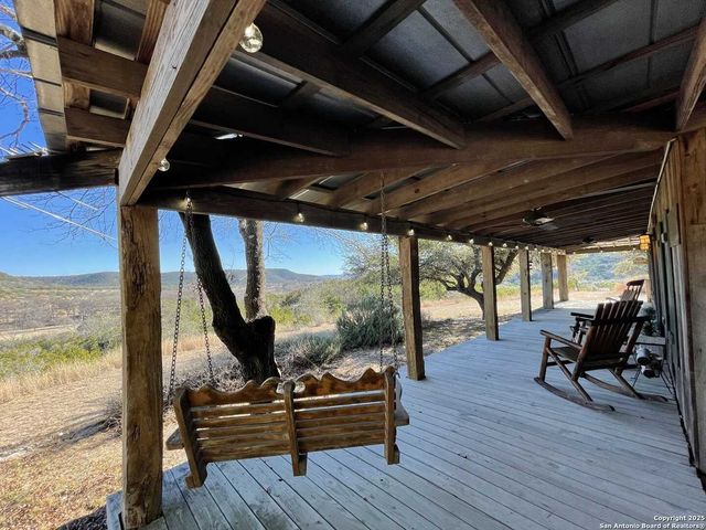 443 Moseley, Medina, TX 78055