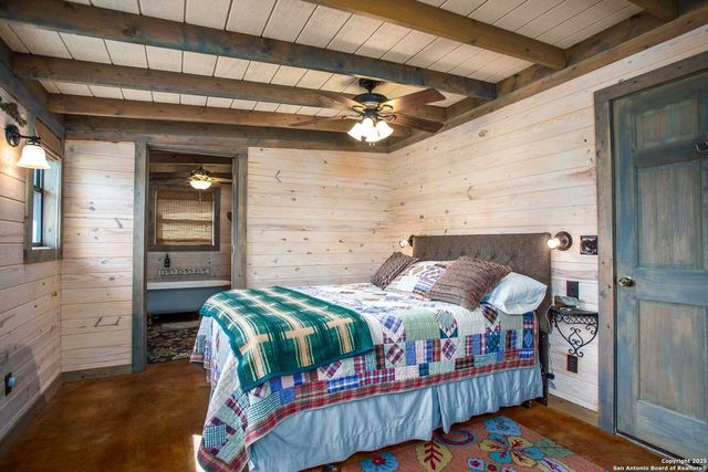 443 Moseley, Medina, TX 78055