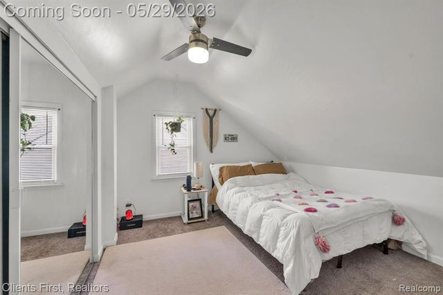 24047 Stanford Street, Dearborn Heights, MI 48125