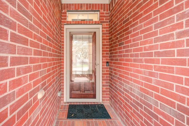 10926 Chazenwood Drive, Houston, TX 77064
