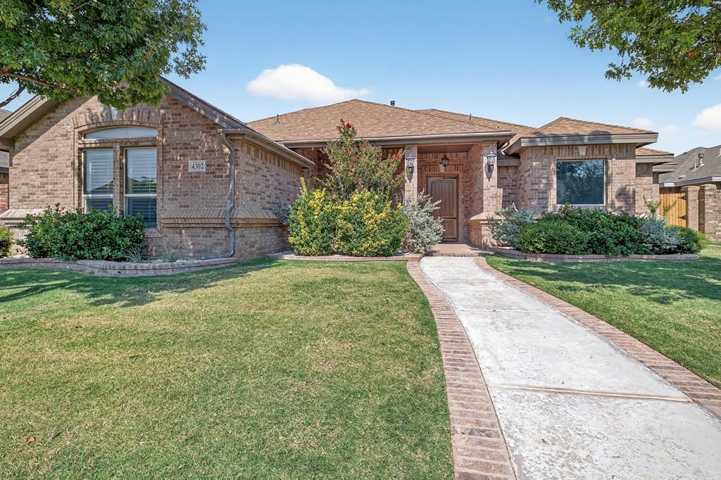 4302 Coronado Court, Midland, TX 79707