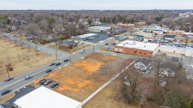1304 S Church Street, Burlington, NC 27215
