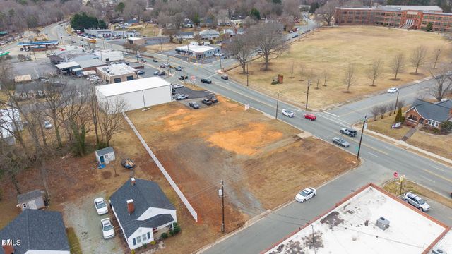 1304 S Church Street, Burlington, NC 27215
