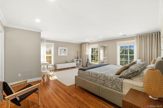 94 Holland Place, Hartsdale, NY 10530