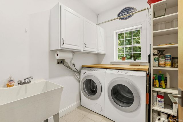 94 Holland Place, Hartsdale, NY 10530