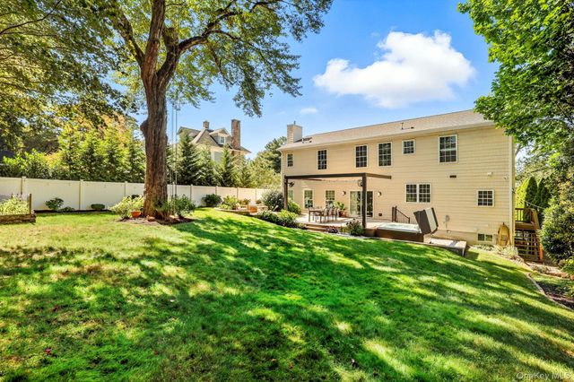 94 Holland Place, Hartsdale, NY 10530