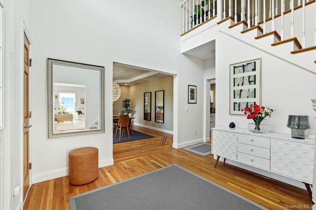 94 Holland Place, Hartsdale, NY 10530