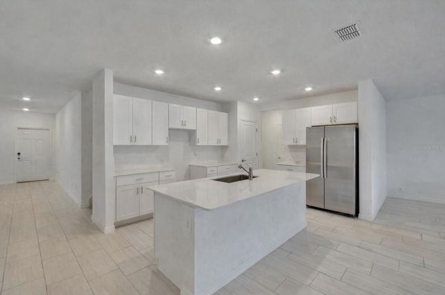 34780 RAINVILLE LOOP, Zephyrhills, FL 33541