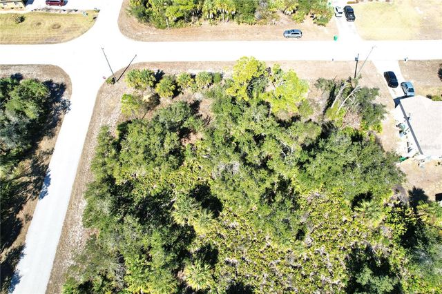 17129 WINTERGARDEN AVENUE, Port Charlotte, FL 33948