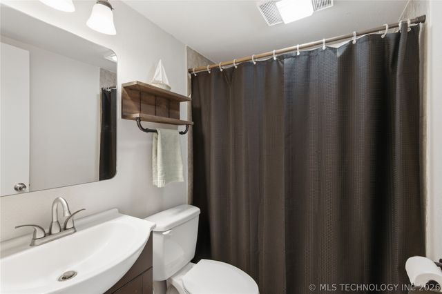 13674 S Maple Street, Glenpool, OK 74033